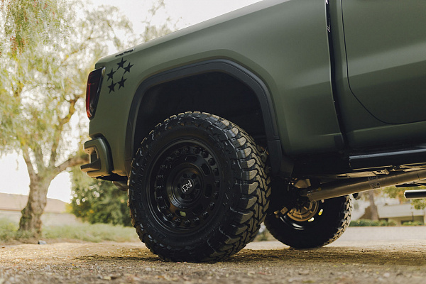 GMC Sierra IV