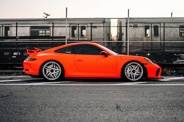 Фото дисков Anrky S1-X3 Сатиновый лак на Porsche 911 VII