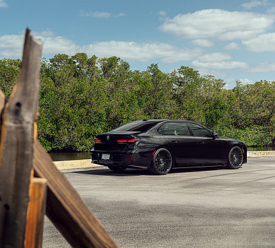 Фото дисков Vossen S17-14 на BMW 7 (G70)