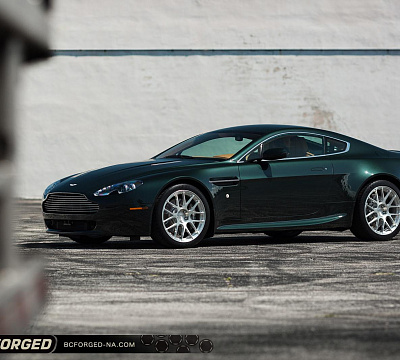 Фото дисков BC Forged RS40 на Aston Martin Vantage 3