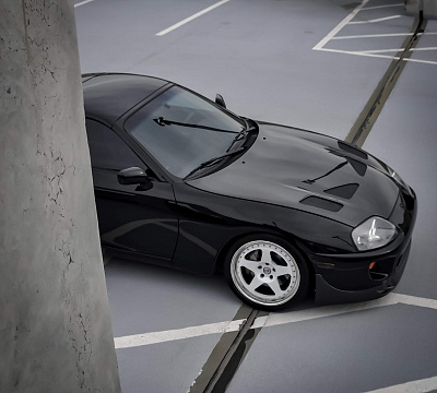 Фото дисков HRE 305 на Toyota Supra A80