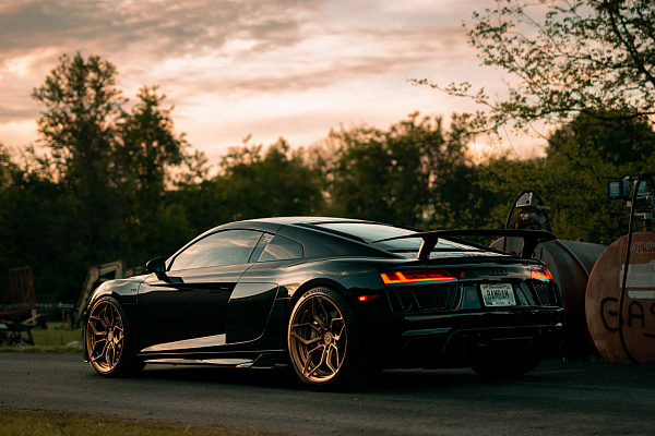 Фото дисков Brixton Forged PF9 Сатиновая медь на Audi R8 (4S)