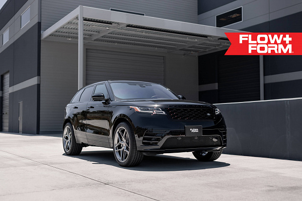 Фото дисков HRE FF11 Серебро на Land Rover Range Rover Velar