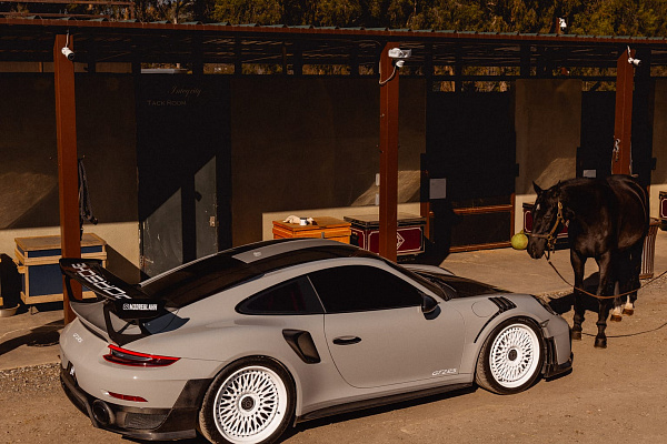 Фото дисков Brixton Forged TR20 Белый глянец на Porsche 911 VII