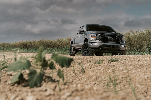 Фото дисков 4PLAY 4P83  на Ford F-150 XIV