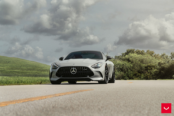 Фото дисков Vossen HF-7 Черный глянец на Mercedes-Benz AMG GT II