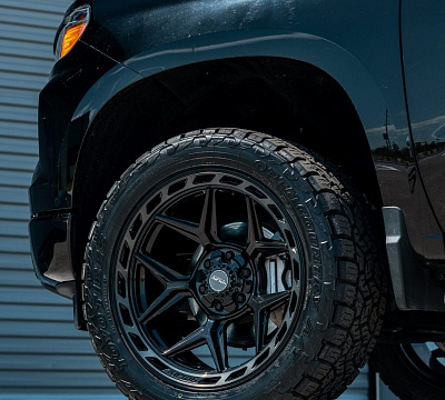 Фото дисков 4PLAY 4P55 на Chevrolet Silverado IV