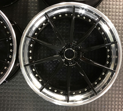 ADV.1 ADV10 Track Spec CS