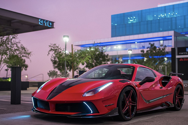 Фото дисков Savini SV71 Красный глянец на Ferrari 488