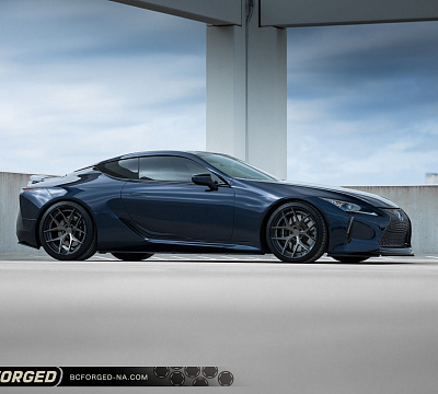 Фото дисков BC Forged HCS21 на Lexus LC 500