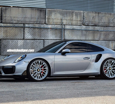 Фото дисков HRE P200 на Porsche 911 VII