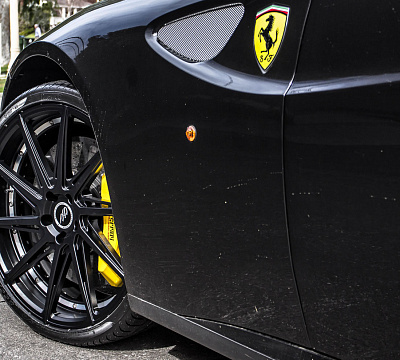 Фото дисков CEC C26 на Ferrari FF