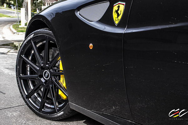 Фото дисков CEC C26 Черный сатин на Ferrari FF