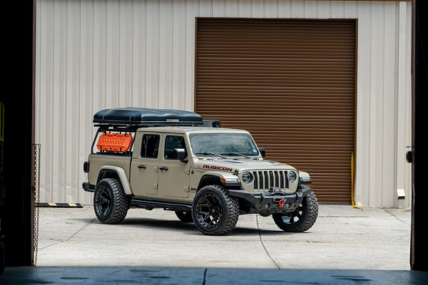 Фото дисков 4PLAY 4P55 Черный глянец на Jeep Gladiator II (JT)
