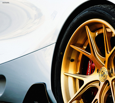 Фото дисков Strasse Wheels SM5R Deep Concave FS на McLaren 720S