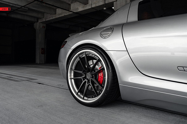 Фото дисков Anrky AN34 Черный сатин на Mercedes-Benz SLS AMG