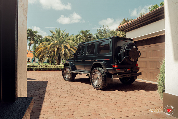 Фото дисков Vossen LC3-11 Глянцевый тонированный лак на Mercedes-Benz G-Class III