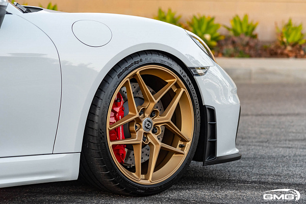 Porsche 718 GT4
