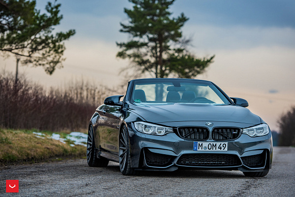 Фото дисков Vossen VFS-2 Глянцевый графит на BMW 4/M4 (F32/F82)