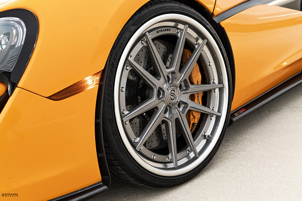 Фото дисков Strasse Wheels SV1 Deep Concave FS Сатиновый тонированный лак на McLaren 570S