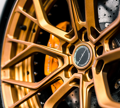 Фото дисков Brixton Forged PF10 на McLaren 720S