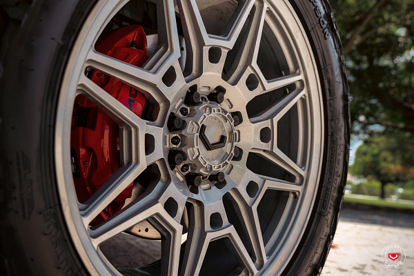 Фото дисков Vossen GNX-03 Глянцевый лак на Mercedes-Benz G-Class III