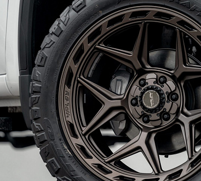 Фото дисков 4PLAY 4P55 на GMC Sierra IV