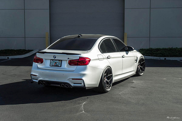 Фото дисков Brixton Forged PF5 Сатиновый темный лак на BMW 3/M3 (F3x/F80)