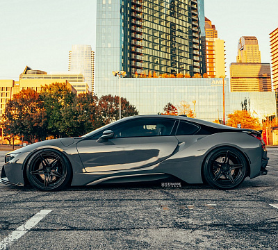 Фото дисков Strasse Wheels SV2 Deep Concave Duoblock на BMW i8