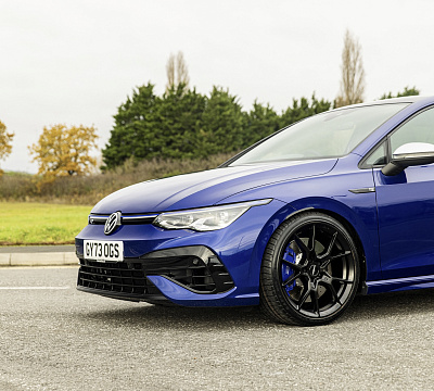 Фото дисков Rotiform KPR на Volkswagen Golf VIII