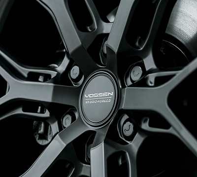 Фото дисков Vossen HF6-4 на Cadillac Escalade V