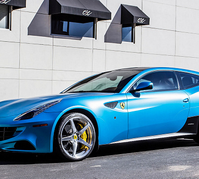 Фото дисков CEC C884 на Ferrari FF