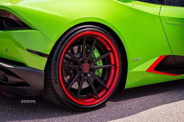Фото дисков Strasse Wheels SV1 Deep Concave FS Другой цвет на Lamborghini Huracan
