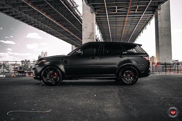 Фото дисков Vossen M-X6 Черный глянец на Land Rover Range Rover Sport II