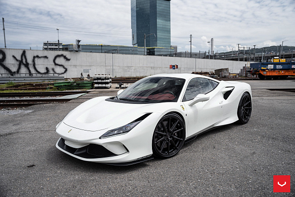 Ferrari F8
