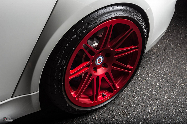 Фото дисков HRE 301M Красный сатин на BMW 3/M3 (F3x/F80)