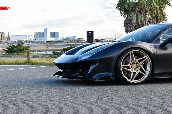 Фото дисков Anrky S1-X3 Сатиновая шампань на Ferrari 488