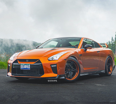 Фото дисков Strasse Wheels SV2T Deep Concave FS на Nissan GT-R