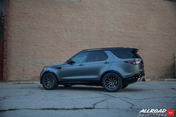Фото дисков Vossen HF-2 Сатиновый графит на Land Rover Discovery V