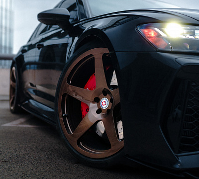 Фото дисков HRE 305M на Audi A/RS 6 (C8)