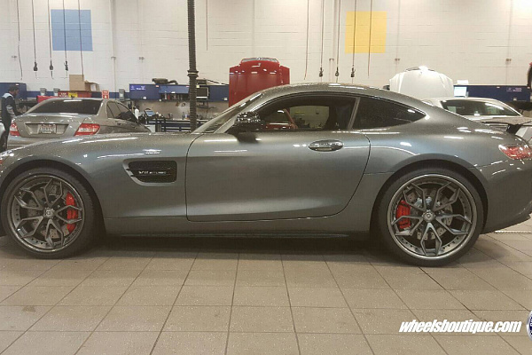 Фото дисков HRE S201 Сатиновый графит на Mercedes-Benz AMG GT I