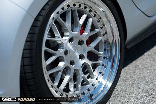 Фото дисков BC Forged LE81 // MLE81 Глянцевый лак на Volkswagen Golf VII