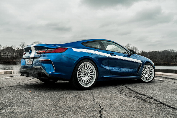 Фото дисков Brixton Forged TR20 Белый глянец на BMW 8/M8