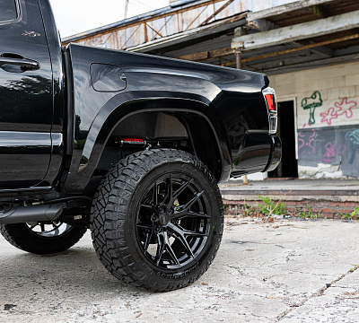 Фото дисков Vossen HF6-4 на Toyota Tacoma III