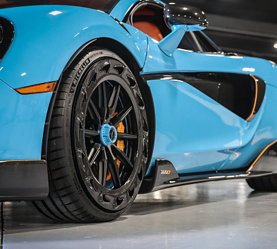 Фото дисков Brixton Forged R11-R на McLaren 600