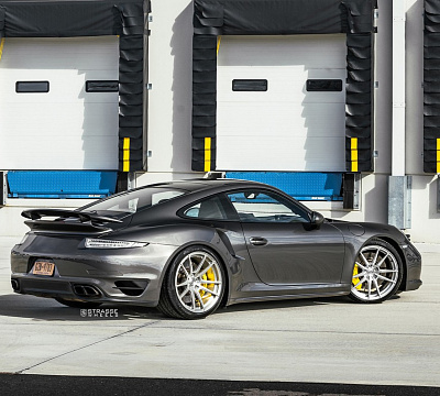 Фото дисков Strasse Wheels SV1 Deep Concave Monoblock на Porsche 911 VII