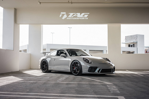 Фото дисков HRE R101 Lightweight Черный сатин на Porsche 911 VII
