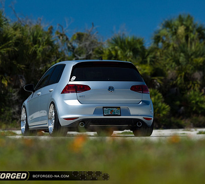 Фото дисков BC Forged LE81 // MLE81 на Volkswagen Golf VII