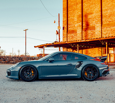 Фото дисков Strasse Wheels SM5RT Deep Concave Duoblock на Porsche 911 VII