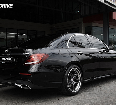Фото дисков HRE S107 на Mercedes-Benz E-Class (W213, S213, C238)